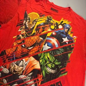 Marvel Comics Superheroes T‎ Shirt Red Wolverine Iron Man Hulk Graphic Tee L